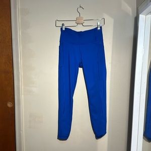 EUC Victoria Secret’s yoga pants. Blue. Size small petite